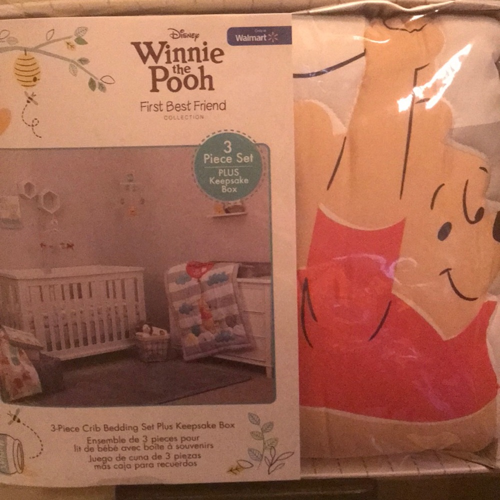 Winnie the Pooh 4 pc Crib Bedding Set